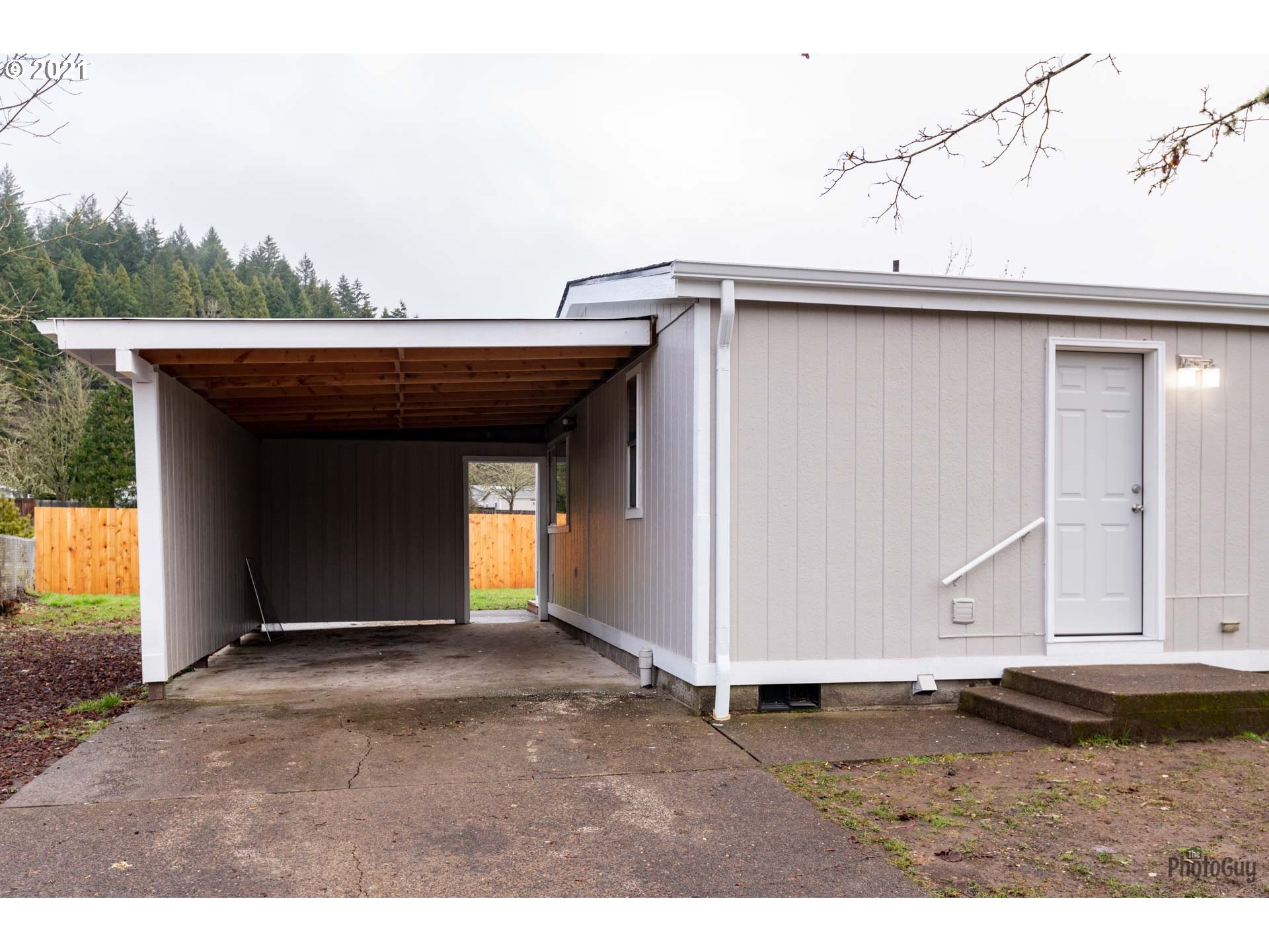 1097 South 58th Street Springfield, OR 97478 - Photo 29 of 32