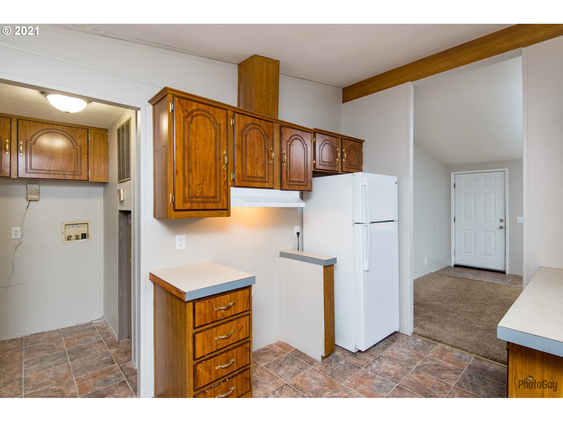 1097 South 58th Street Springfield, OR 97478 - Photo 9 of 32