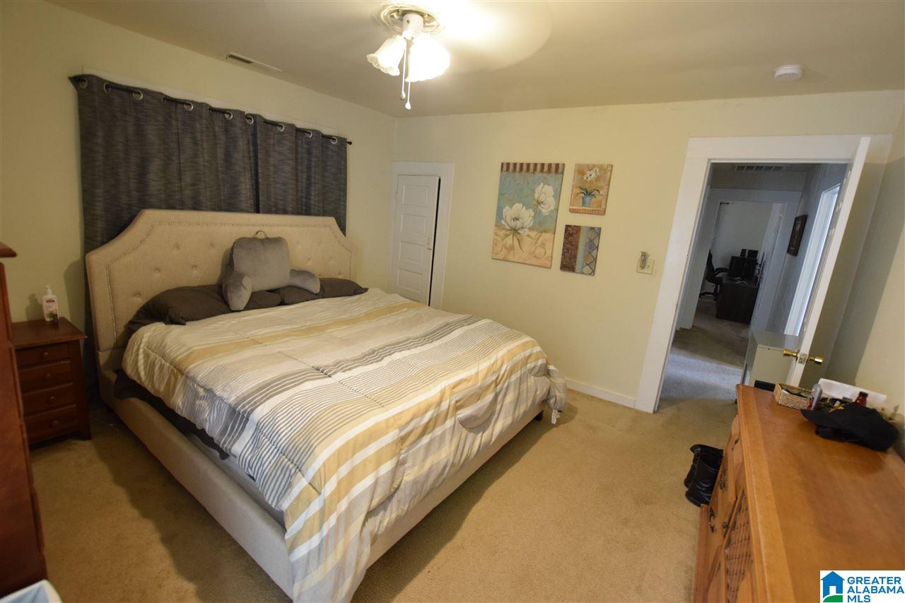 102 Oak Avenue Bessemer, AL 35023 - Photo 15 of 21
