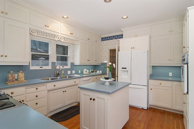 $2,600,000 | 936 I Avenue, Coronado, CA 92118