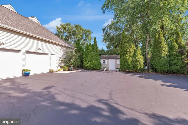 $1,125,000 | 94 Tindall Road, Robbinsville, NJ 08691