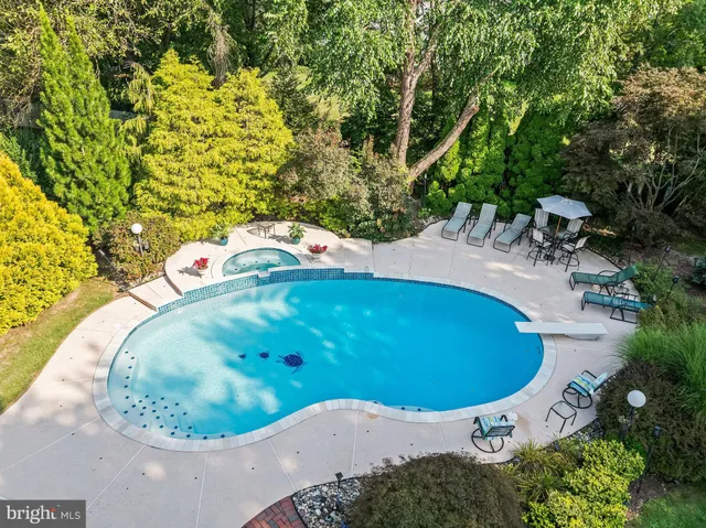 $1,125,000 | 94 Tindall Road, Robbinsville, NJ 08691