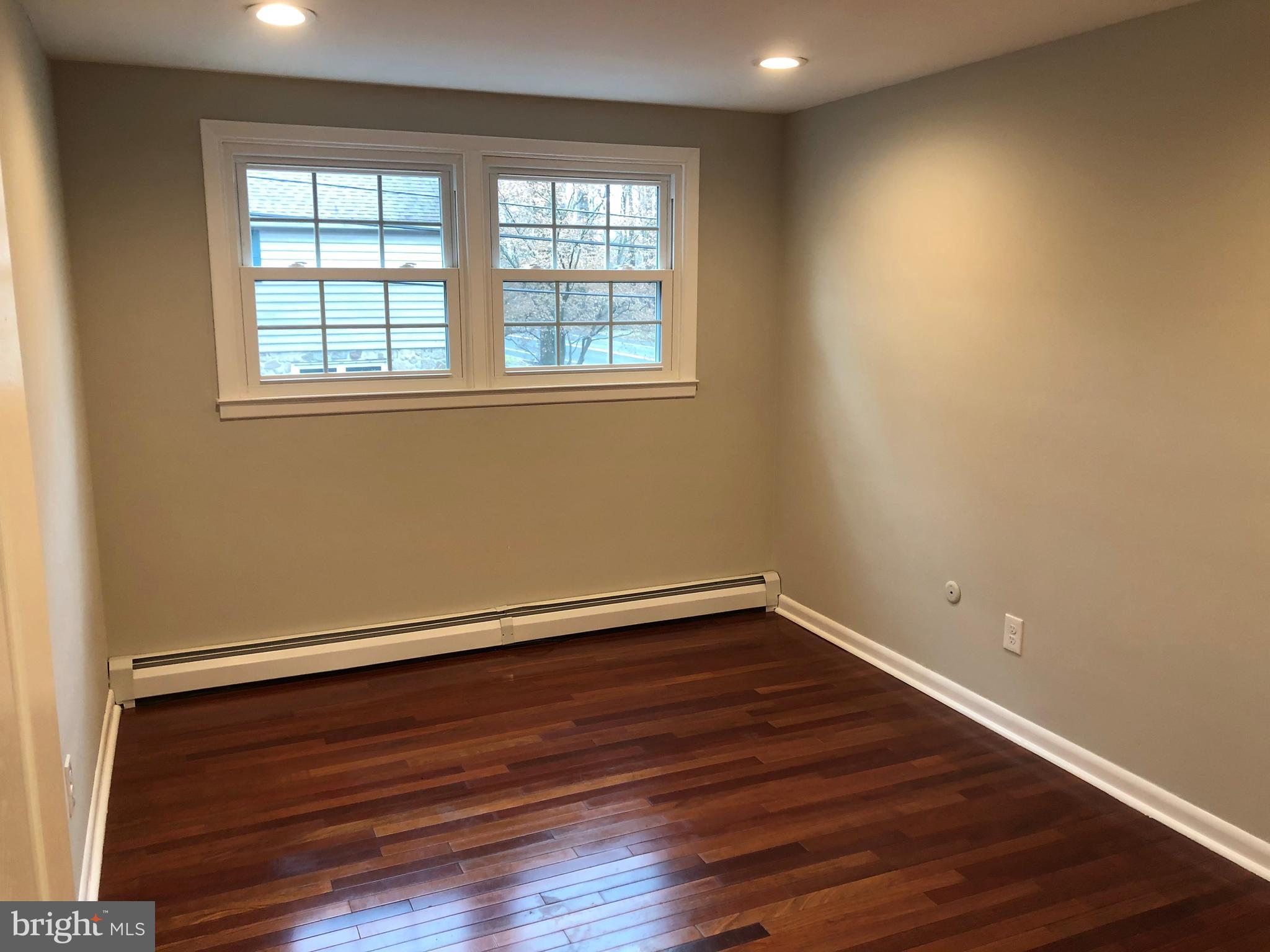 513 Ellis Road Havertown, PA 19083 - Photo 17 of 37 Bedroom 3