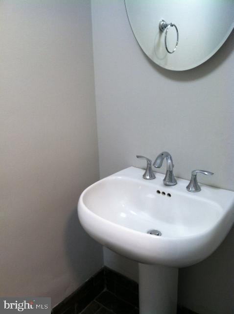 513 Ellis Road Havertown, PA 19083 - Photo 25 of 37 Half Bath on Ground Floor