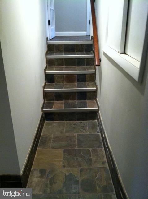 513 Ellis Road Havertown, PA 19083 - Photo 26 of 37 Stairs to Lower Level