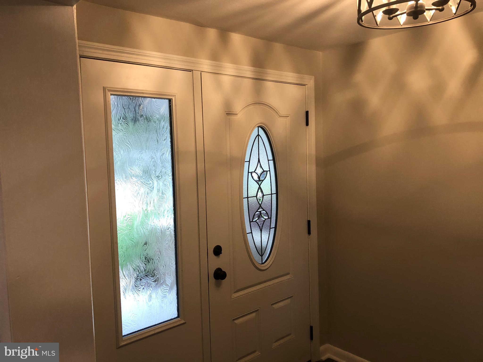 513 Ellis Road Havertown, PA 19083 - Photo 4 of 37 Foyer