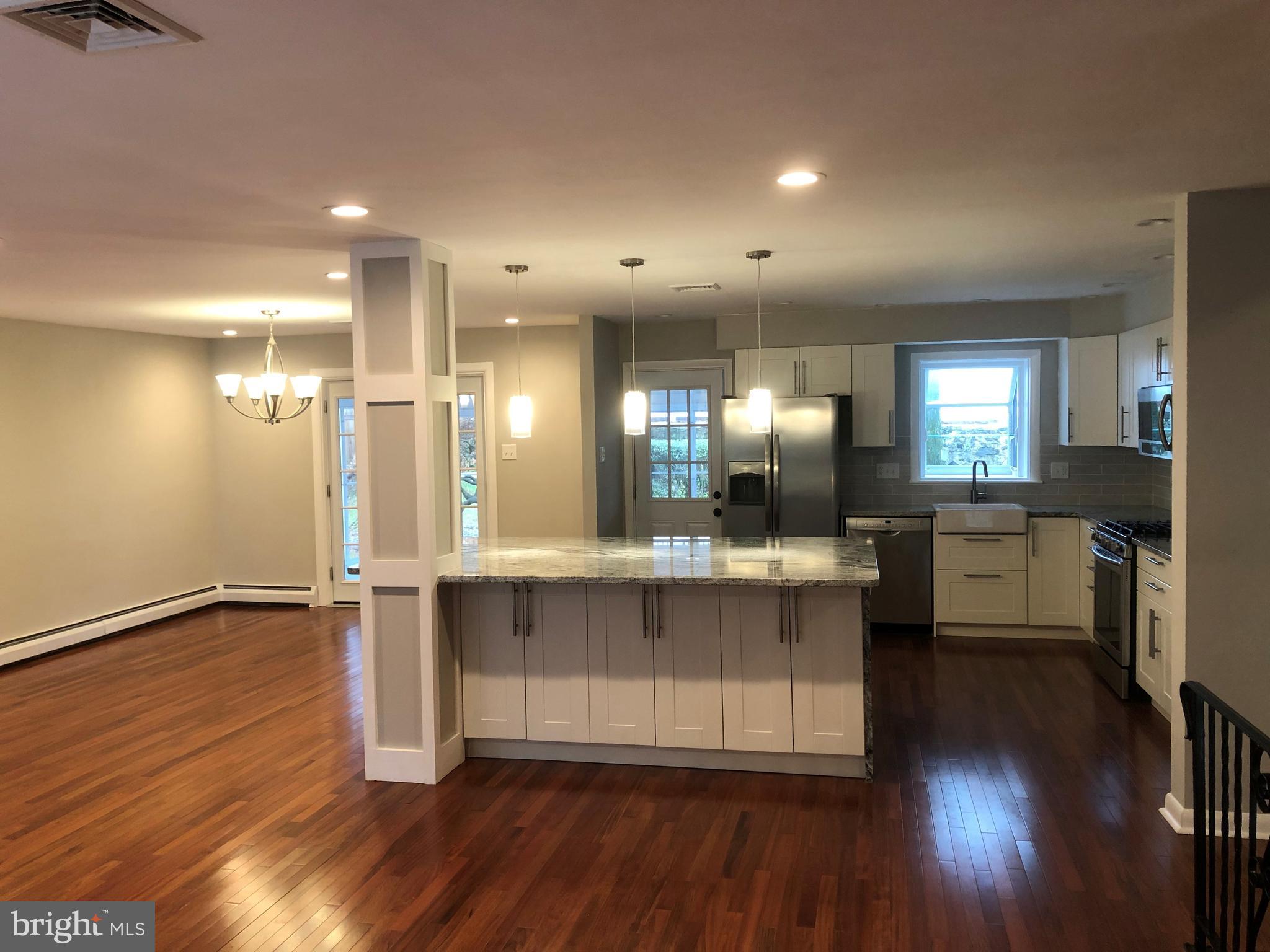 513 Ellis Road Havertown, PA 19083 - Photo 6 of 37 Kitchen from Living Area