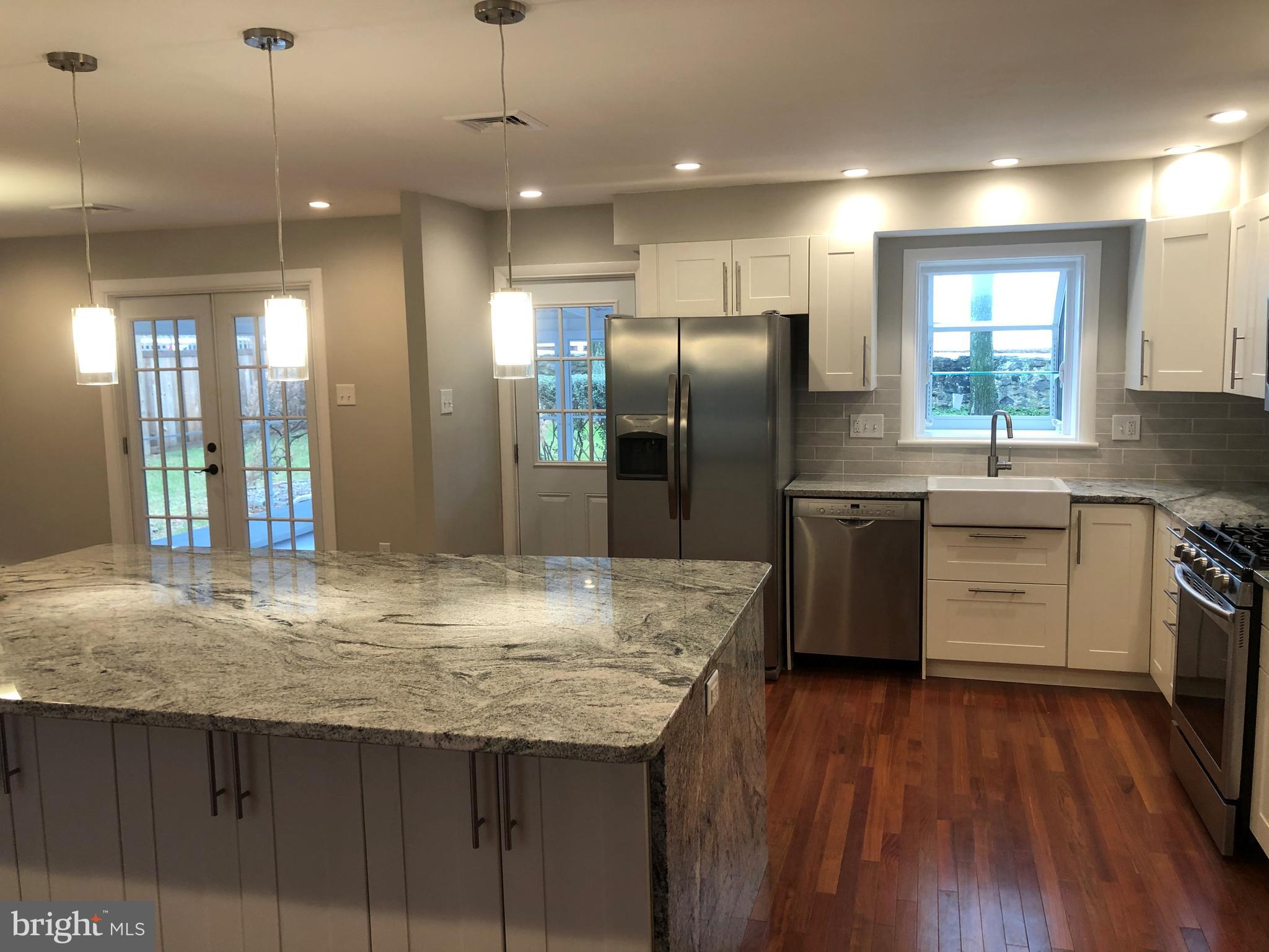 513 Ellis Road Havertown, PA 19083 - Photo 7 of 37 Kitchen looking out to rear yard