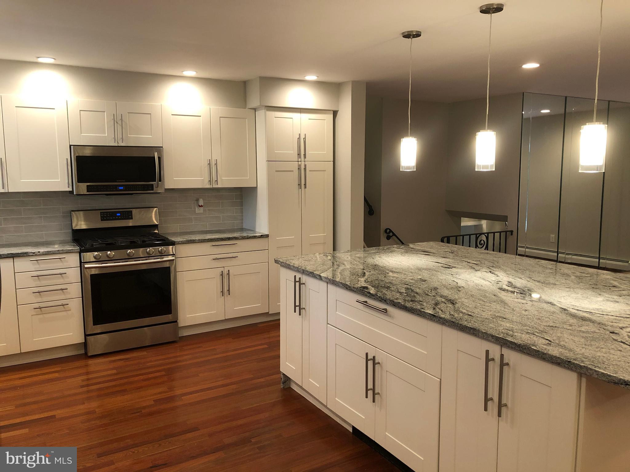 513 Ellis Road Havertown, PA 19083 - Photo 8 of 37 Kitchen and Island