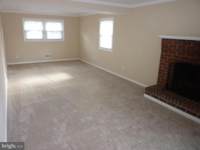 8613 Goldenwood Road Rosedale, MD 21237 - Photo 5 of 24 Living Room #2
