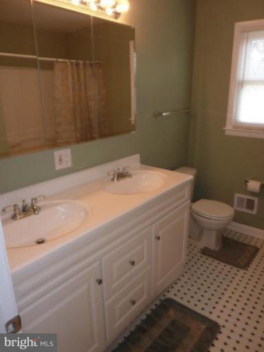 8613 Goldenwood Road Rosedale, MD 21237 - Photo 10 of 24 Bath #1