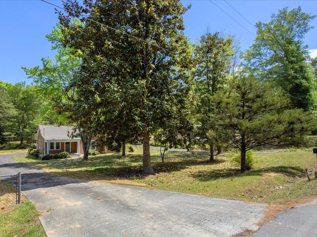 192 Old Carrollton Road Carrollton, GA 30116 - Photo 3 of 42