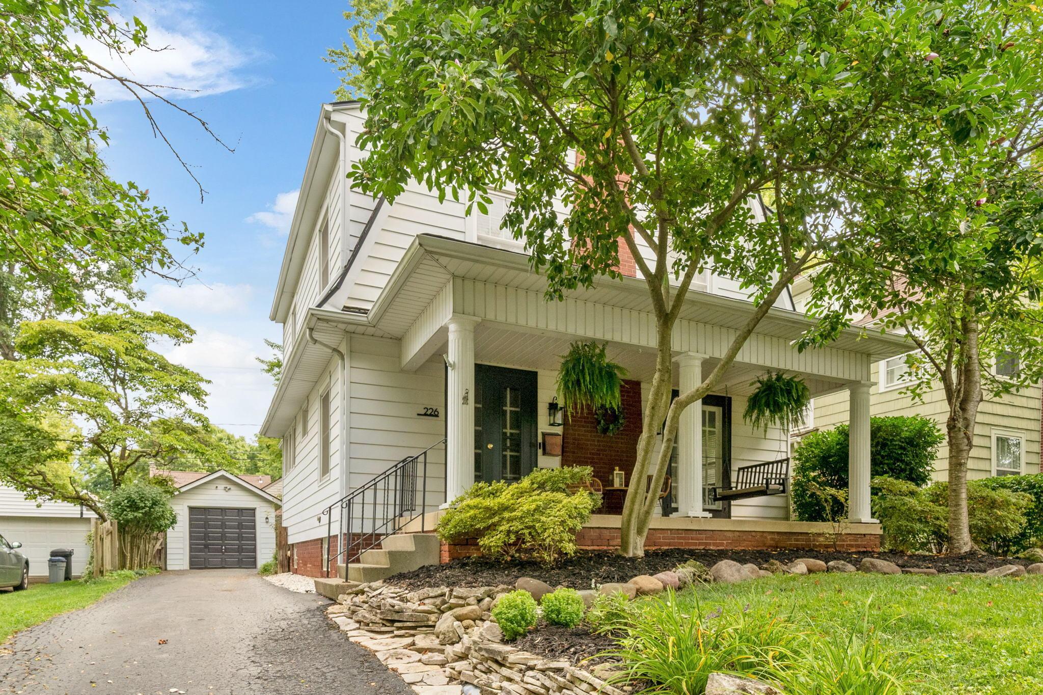 226 Winthrop Road Columbus, OH 43214 - Photo 1 of 47 Exterior