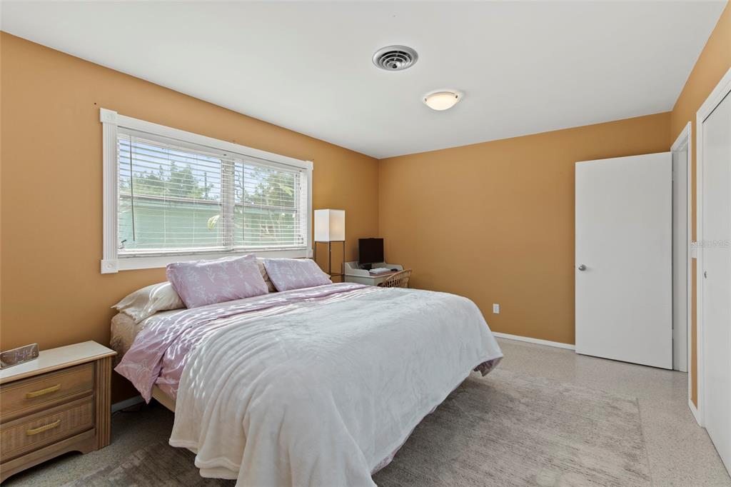 20 Stratford Road Englewood, FL 34223 - Photo 11 of 27