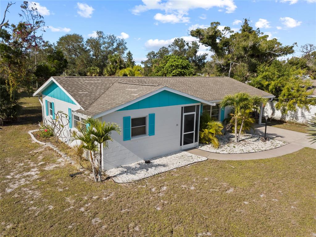 20 Stratford Road Englewood, FL 34223 - Photo 2 of 27