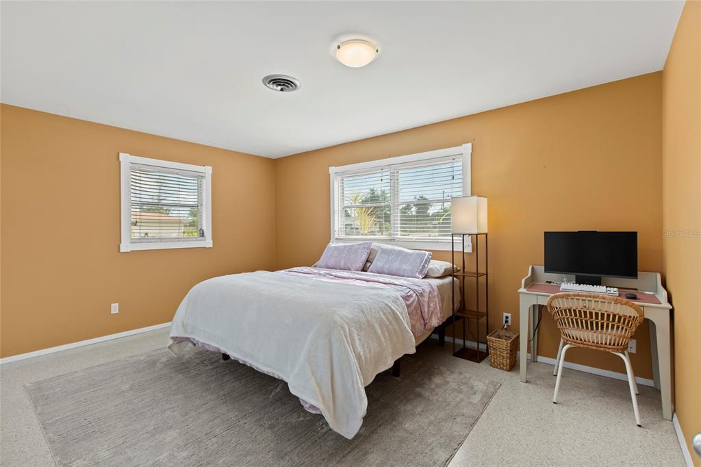 20 Stratford Road Englewood, FL 34223 - Photo 10 of 27