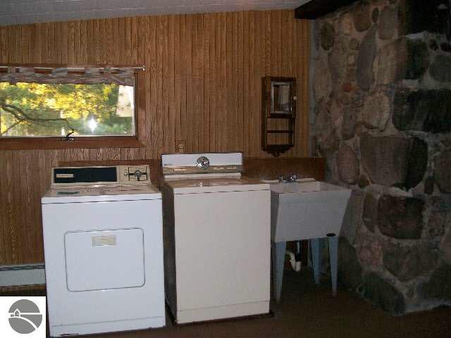 1978 Shady Shores Road Lupton, MI 48635 - Photo 8 of 13 1757681-7.JPG