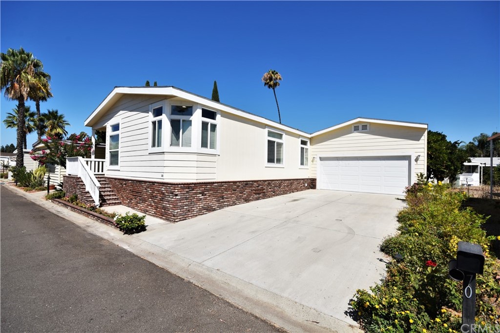 2300 East Valley Parkway, Unit 70, Escondido, CA 92027 Compass