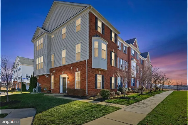 $3,350 | 23445 Millville Woods Square, Ashburn, VA 20148