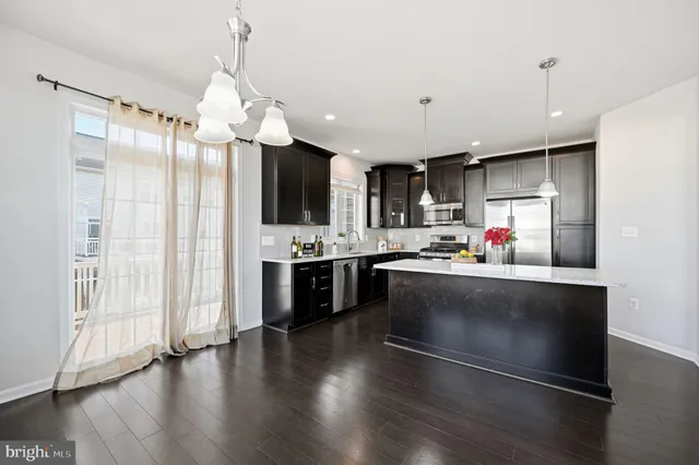 $3,350 | 23445 Millville Woods Square, Ashburn, VA 20148