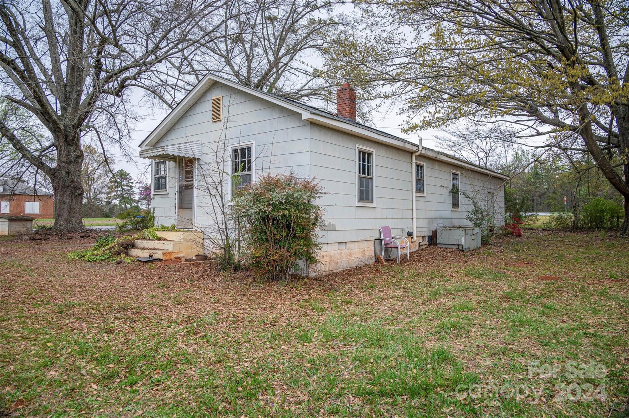 1114 Long Shoals Road Lincolnton, NC 28092 - Photo 15 of 30 Gallery Image 15