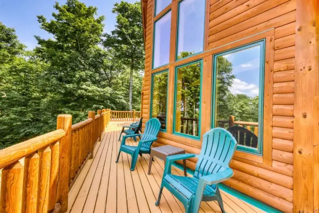 $798,500 | 5 North Hemlock Lane, Greenville, ME 04441