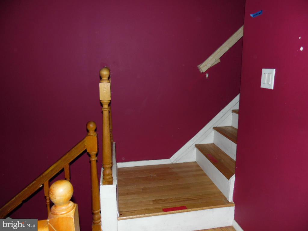 7921 Lynch Road Baltimore, MD 21222 - Photo 8 of 21 a view of entryway