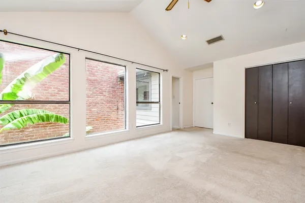 $1,895 | 7447 Cambridge Street, Unit 71, Houston, TX 77054