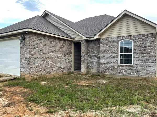 $215,000 | 417 Hudson Boulevard, Alexandria, LA 71302