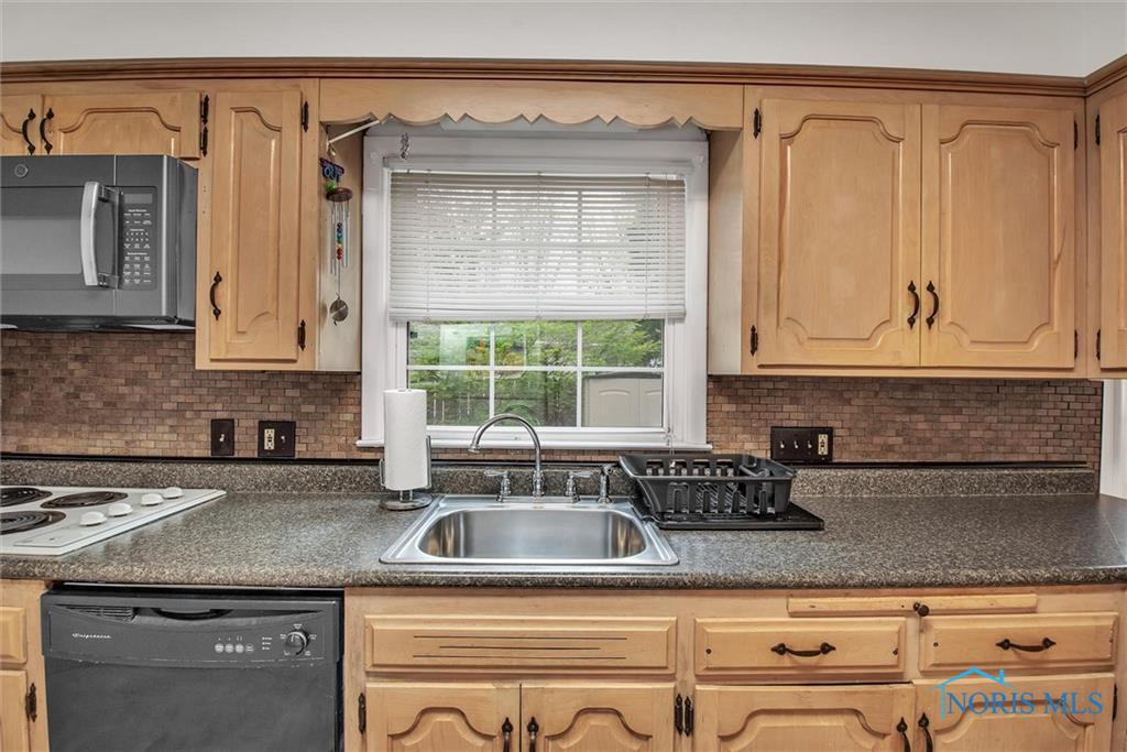 4794 Violet Road Toledo, OH 43623 - Photo 33 of 48 Gallery Image 33
