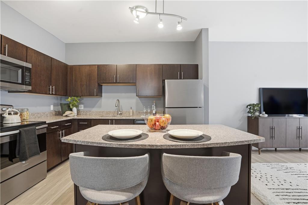 3607 Butler Street, Unit 202 Pittsburgh, PA 15201 - Photo 12 of 40 Gallery Image 12