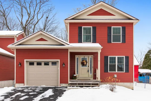 $529,000 | 1 Sienna Lane, Essex Junction, VT 05452