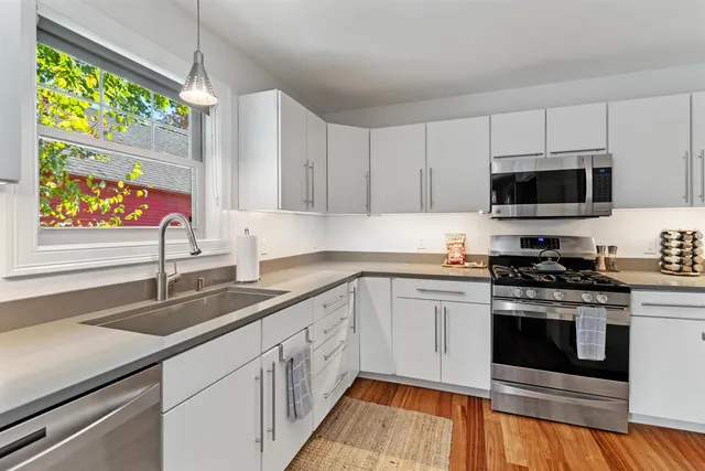 $529,000 | 1 Sienna Lane, Essex Junction, VT 05452