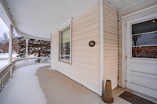 $200,000 | 114 7th Street Northeast, Little Falls, MN 56345