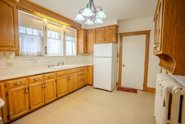 $200,000 | 114 7th Street Northeast, Little Falls, MN 56345