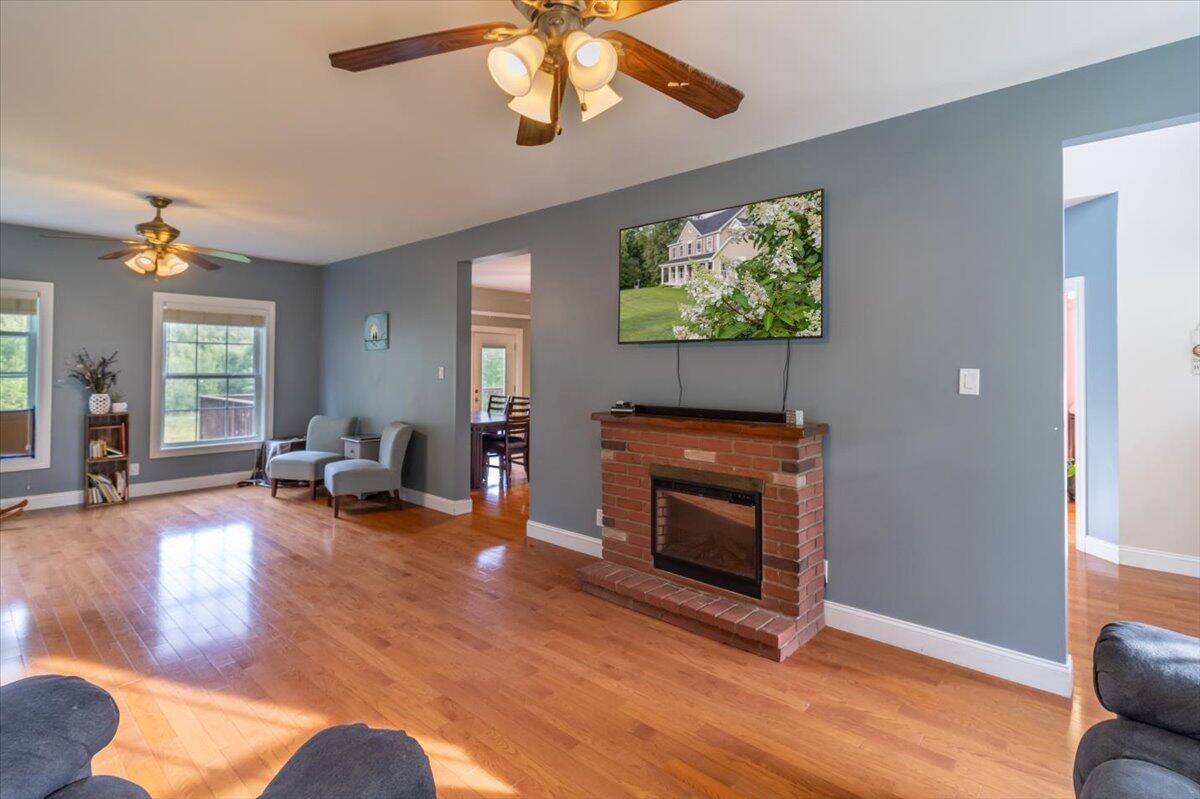 182 Lower Dedham Road Holden, ME 04429 - Photo 24 of 45 63-182 Lower Dedham Road Interiors-28