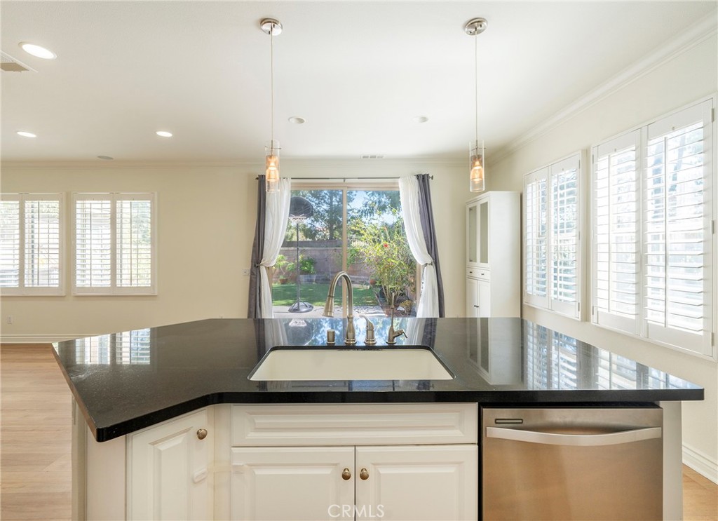 185 Pathway Irvine, CA 92618 - Photo 9 of 45