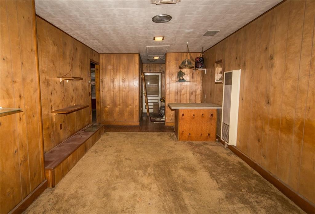 2332 Courtney Road Indianapolis, IN 46219 - Photo 11 of 24 Gallery Image 11