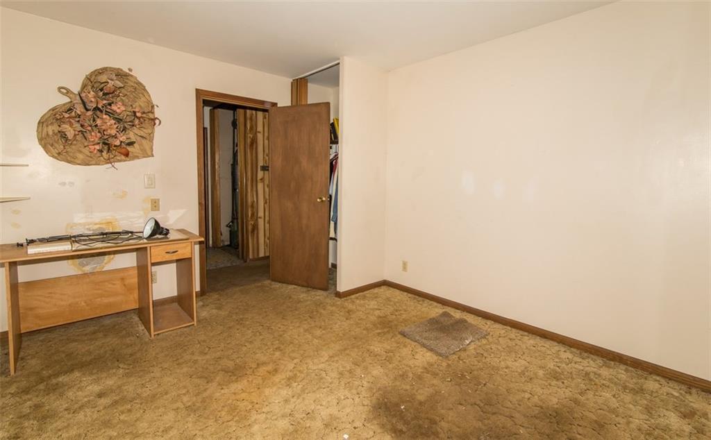 2332 Courtney Road Indianapolis, IN 46219 - Photo 16 of 24 Gallery Image 16