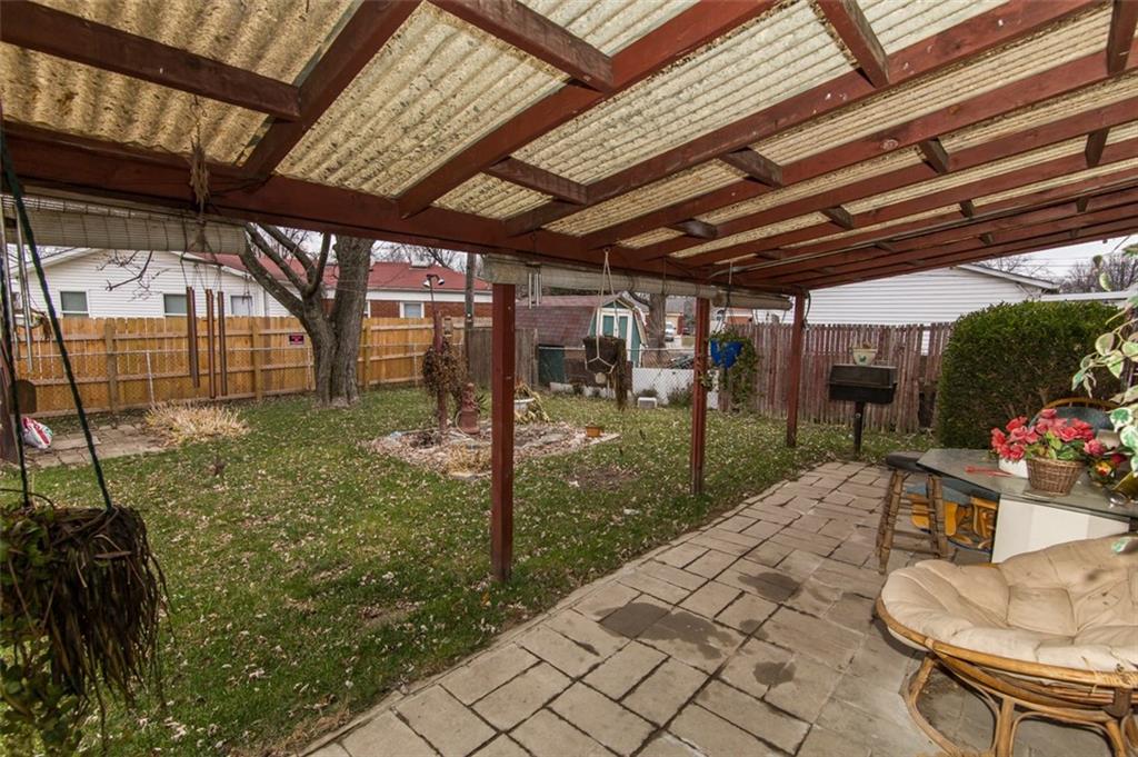 2332 Courtney Road Indianapolis, IN 46219 - Photo 18 of 24 Gallery Image 18