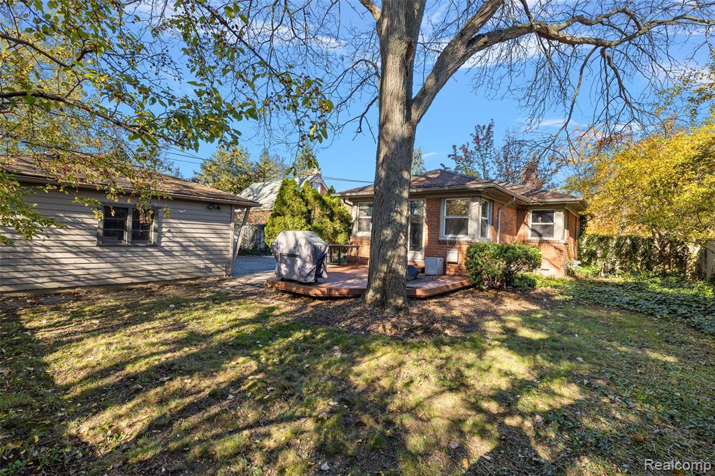 1653 Taunton Road Birmingham, MI 48009 - Photo 36 of 38