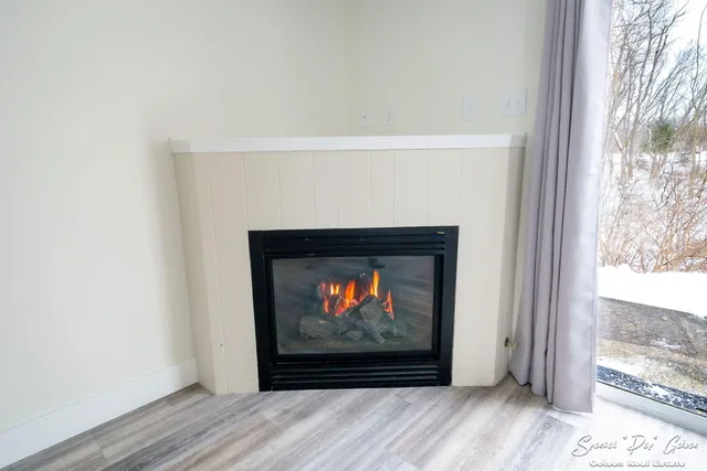 $245,000 | 7032 South Cannon Pl Drive, Unit 28, Rockford, MI 49341