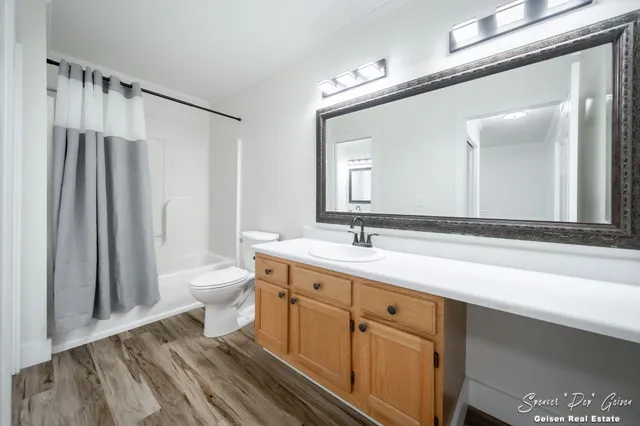 $245,000 | 7032 South Cannon Pl Drive, Unit 28, Rockford, MI 49341