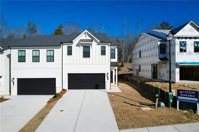 $2,300 | 7325 Mulberry Trace Lane, Flowery Branch, GA 30542