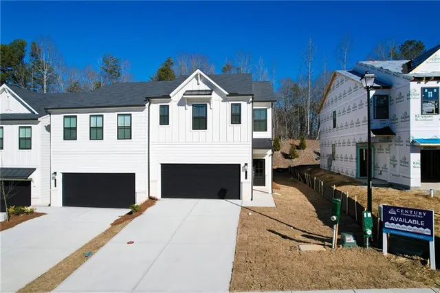 $2,300 | 7325 Mulberry Trace Lane, Flowery Branch, GA 30542