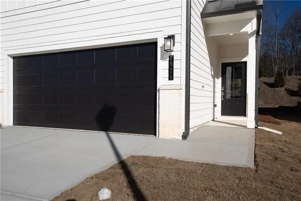 $2,300 | 7325 Mulberry Trace Lane, Flowery Branch, GA 30542