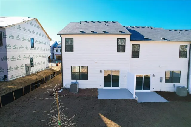 $2,300 | 7325 Mulberry Trace Lane, Flowery Branch, GA 30542