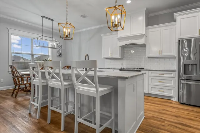 $529,000 | 828 Day Star Drive, Hewitt, TX 76643