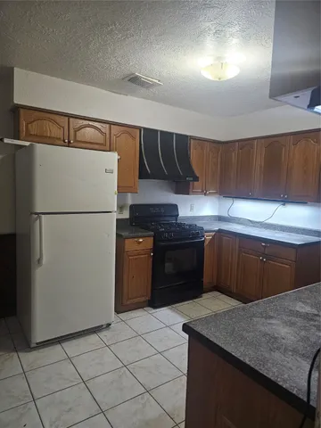 $2,099 | 4011 Alshire Drive, Spring, TX 77373