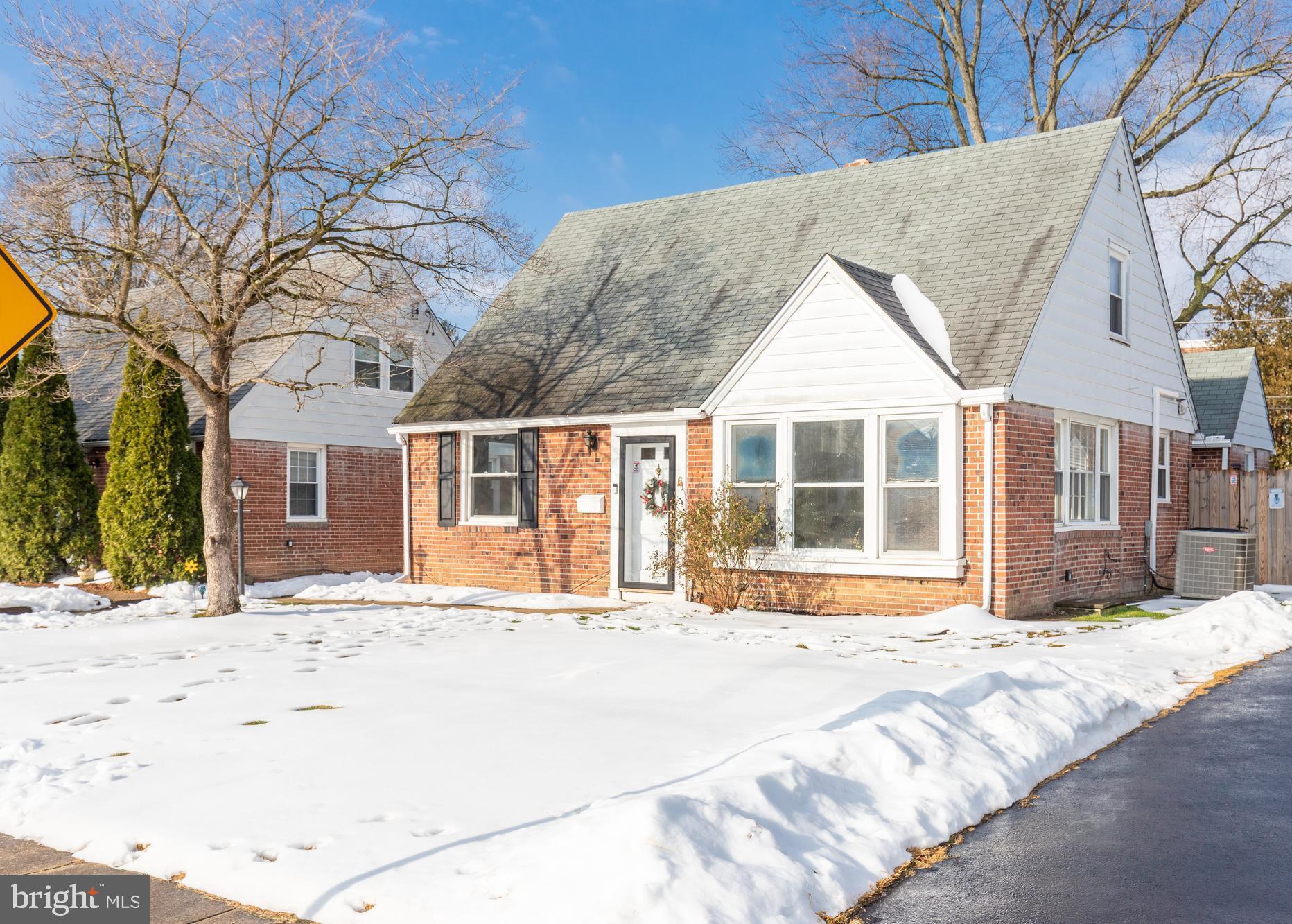 6 Hawthorne Road Broomall, PA 19008 - Photo 2 of 24 Gallery Image 2